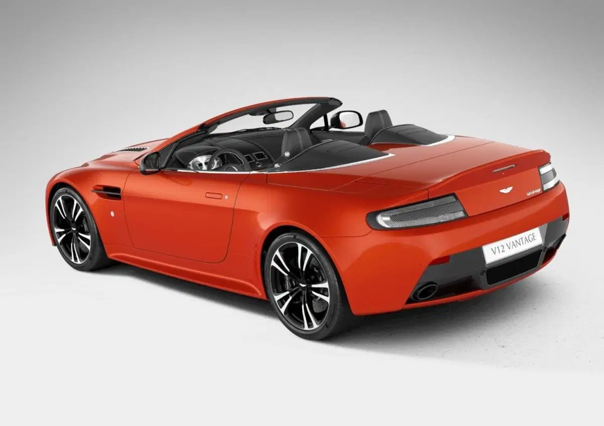 Aston Martin V12 Vantage Roadster: i prezzi italiani (4)