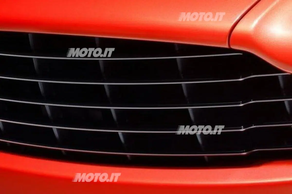 Aston Martin V12 Vantage Roadster: i prezzi italiani (7)