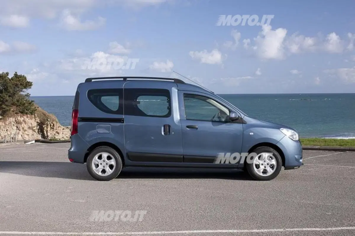Dacia Dokker: com’è e quanto costa (12)