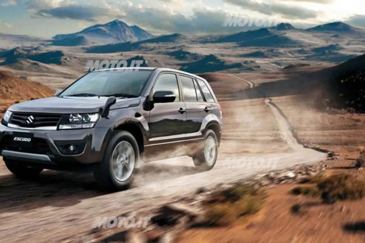 Suzuki Escudo: anticipa il restyling della Gran Vitara (2)