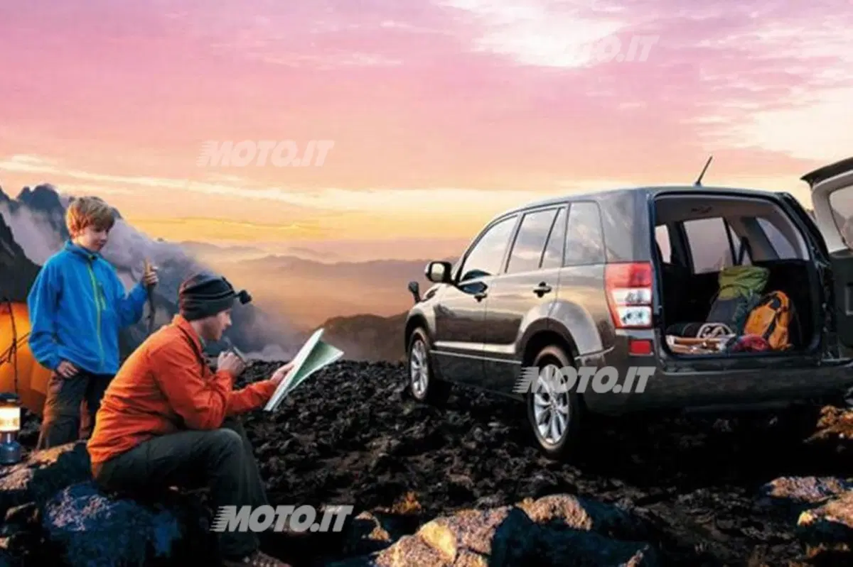Suzuki Escudo: anticipa il restyling della Gran Vitara (7)