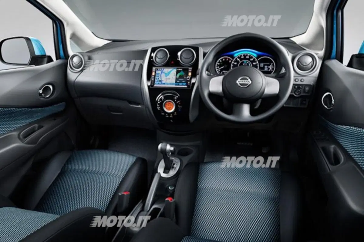 Nissan Note: a Parigi la nuova generazione (5)