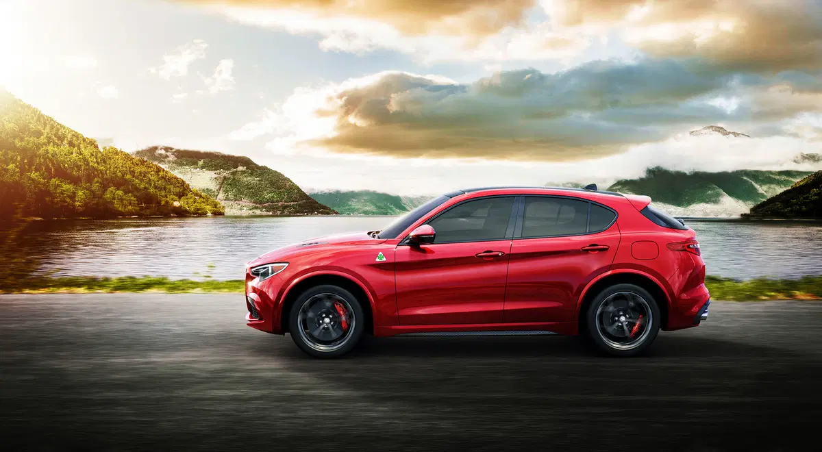 Alfa Romeo Stelvio, ecco le prime immagini