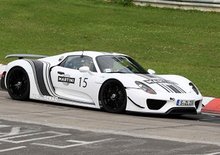 Porsche 918 Spyder: al ‘Ring in livrea Martini Racing