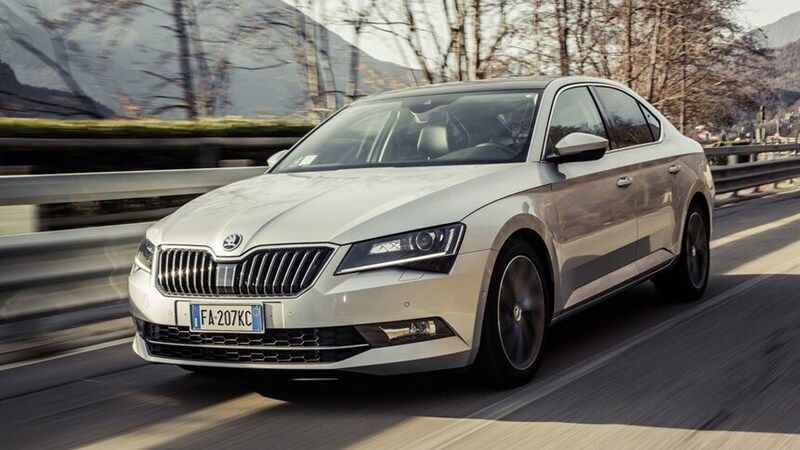 Skoda Superb, nel 2019 la versione plug-in hybrid