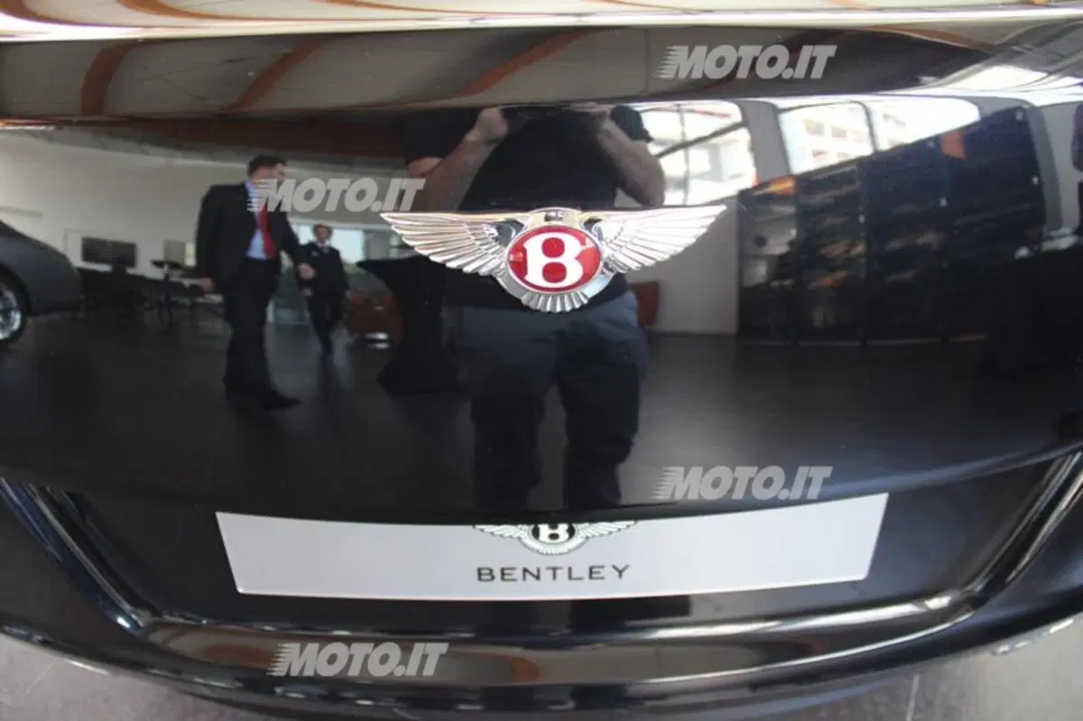 Bentley: inaugurata la nuova concessionaria di Milano (26)