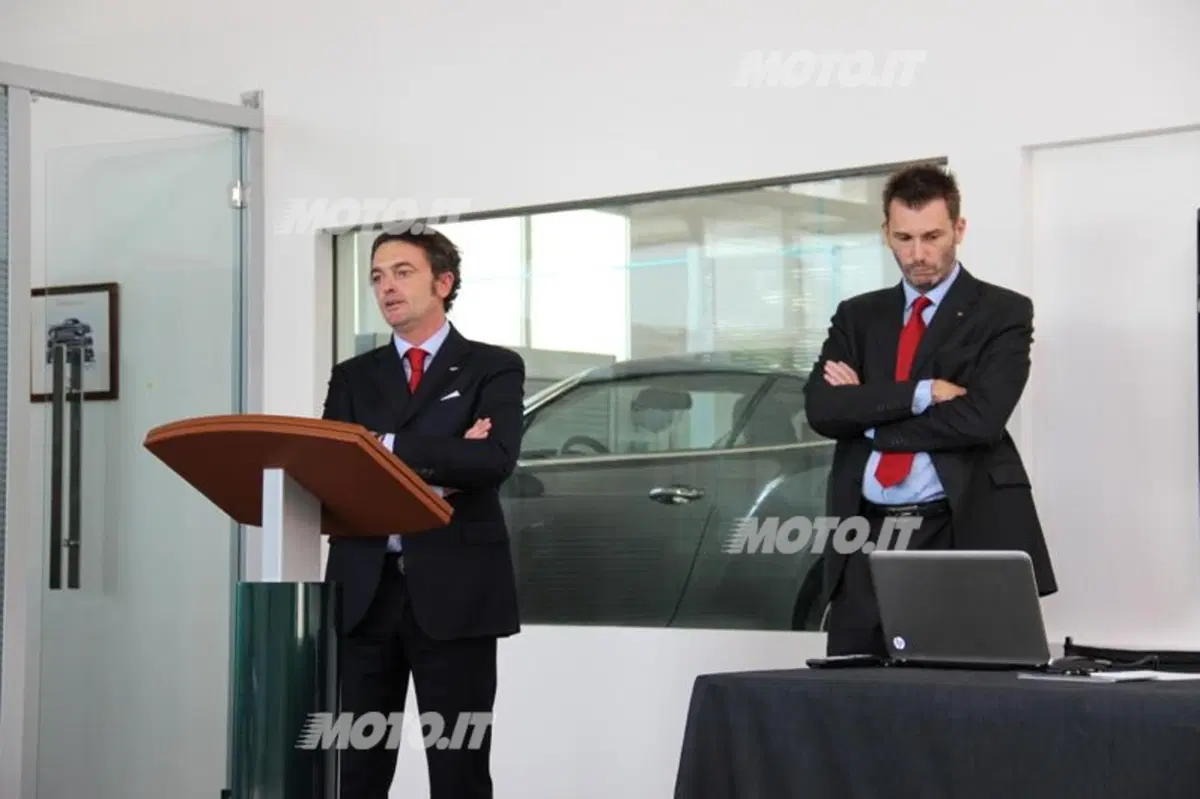 Bentley: inaugurata la nuova concessionaria di Milano (35)