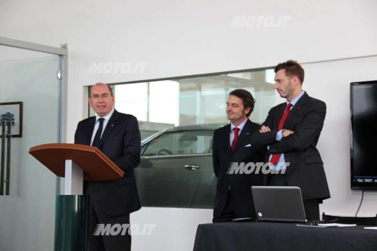 Bentley: inaugurata la nuova concessionaria di Milano (37)