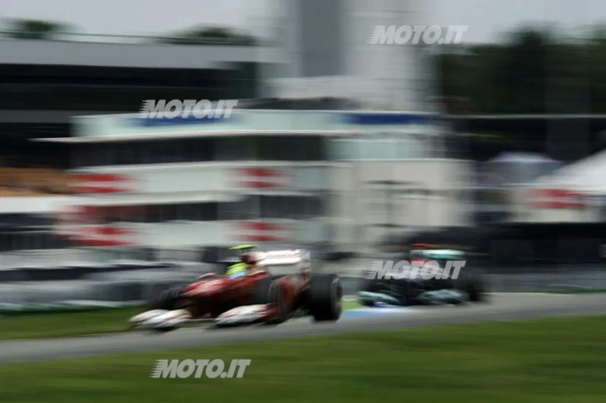 Alonso domina le qualifiche in Germania (11)