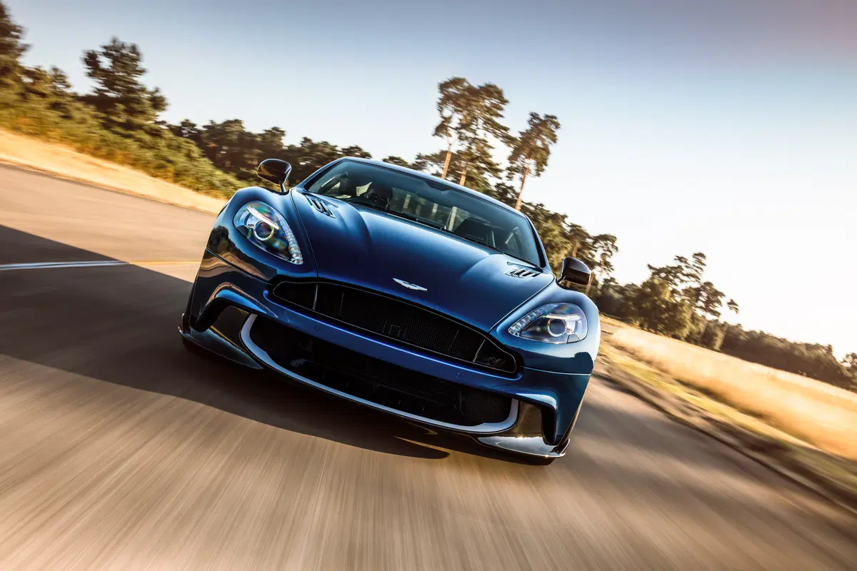 Aston Martin Vanquish S, debutto a Los Angeles