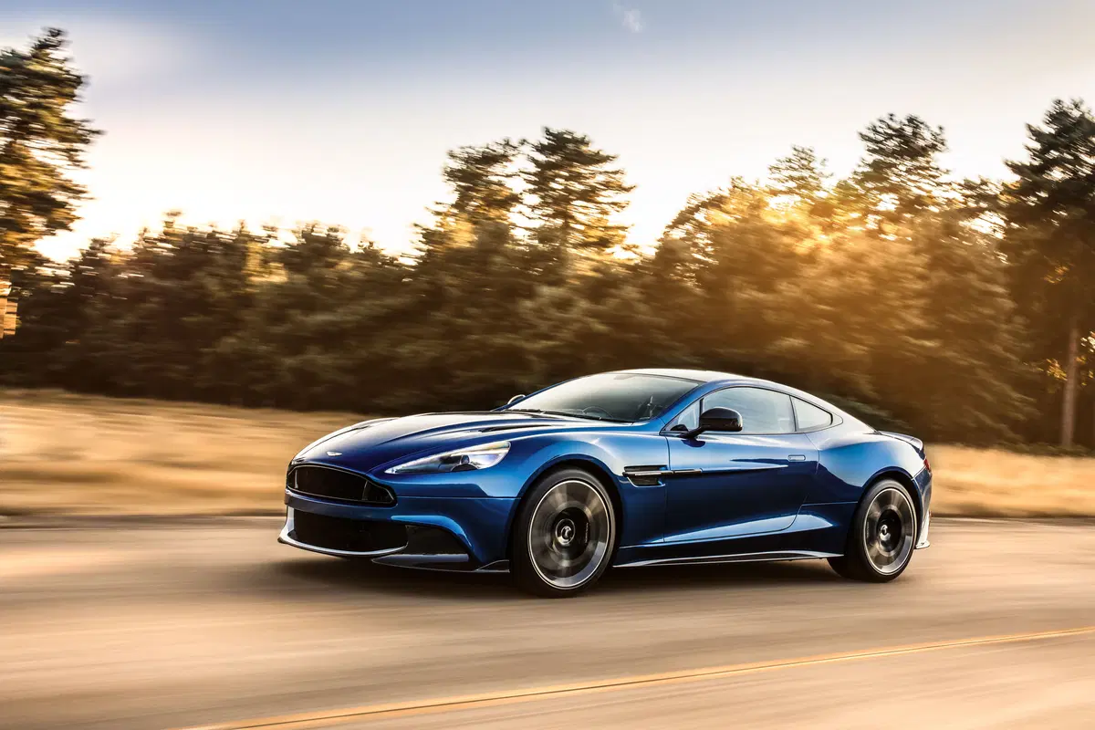Aston Martin Vanquish S, debutto a Los Angeles (6)
