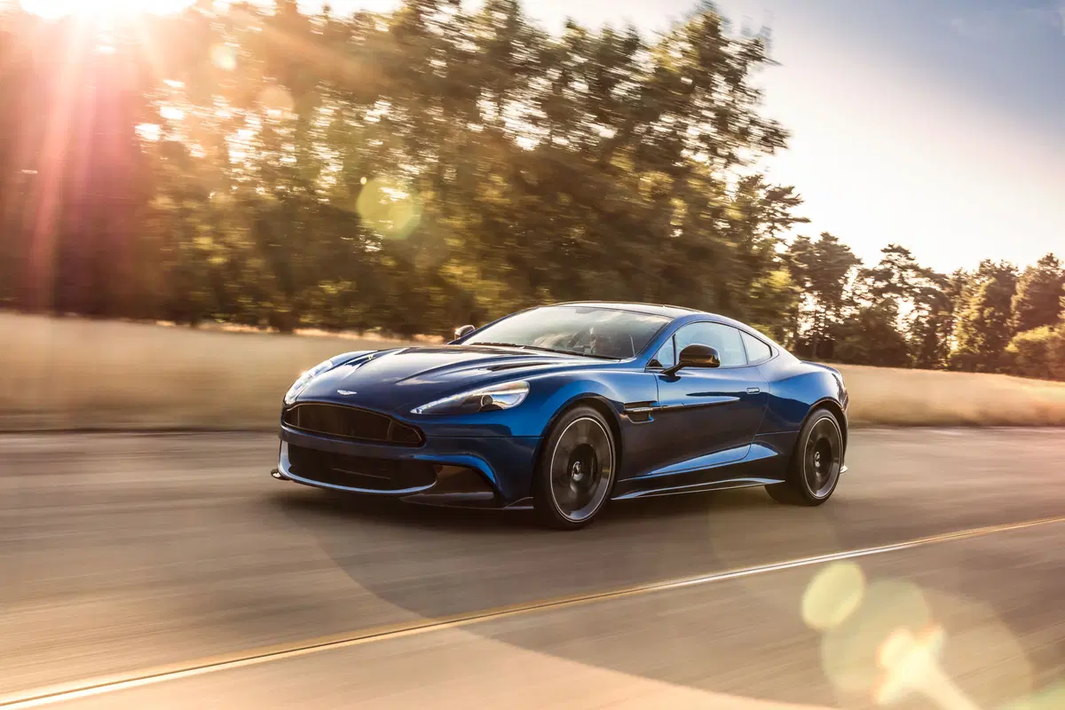 Aston Martin Vanquish S, debutto a Los Angeles (7)