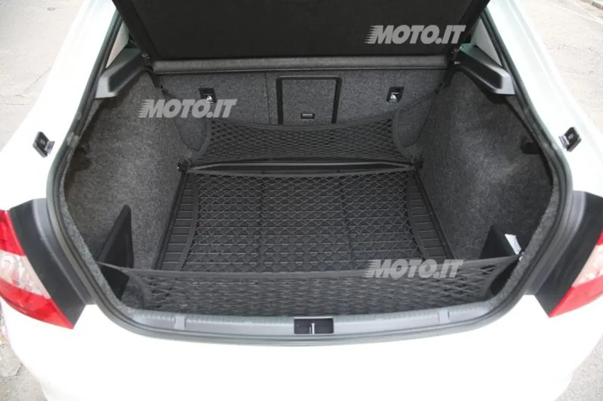 Skoda Rapid (31)