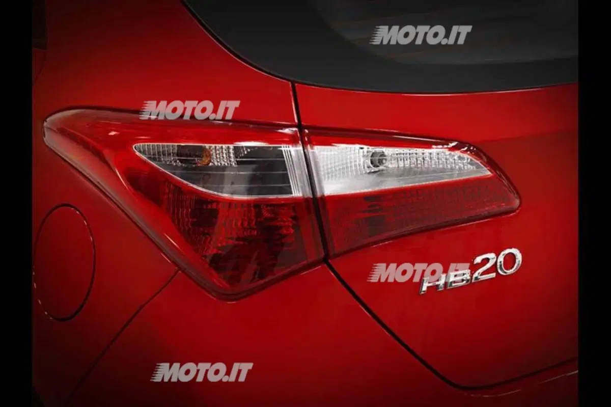 Hyundai HB20: primi teaser ufficiali (6)
