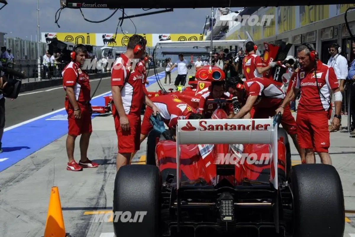 Hamilton domina le libere in Ungheria (26)