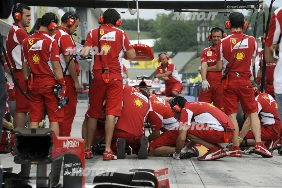 Hamilton domina le libere in Ungheria (28)