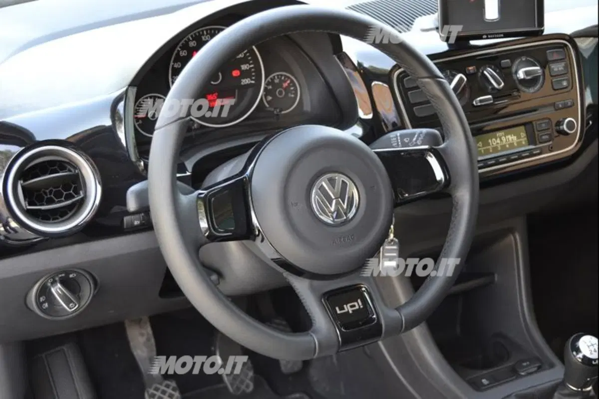 Volkswagen up! ASG (10)