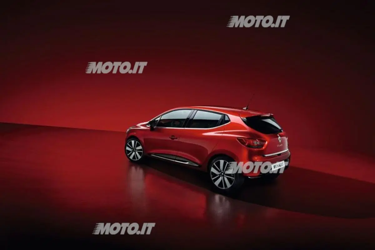 Nuova Renault Clio in tour sulle spiagge italiane (6)