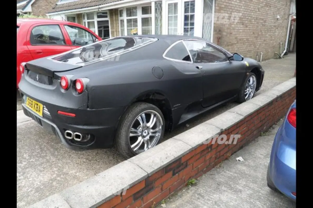 Ferrari...406 Coupé: una Peugeot in salsa 430 (2)