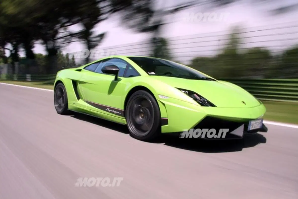 Lamborghini Gallardo LP 570-4 Superleggera (9)