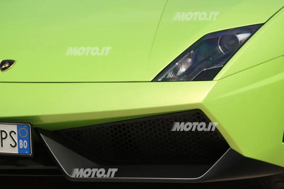 Lamborghini Gallardo LP 570-4 Superleggera (30)