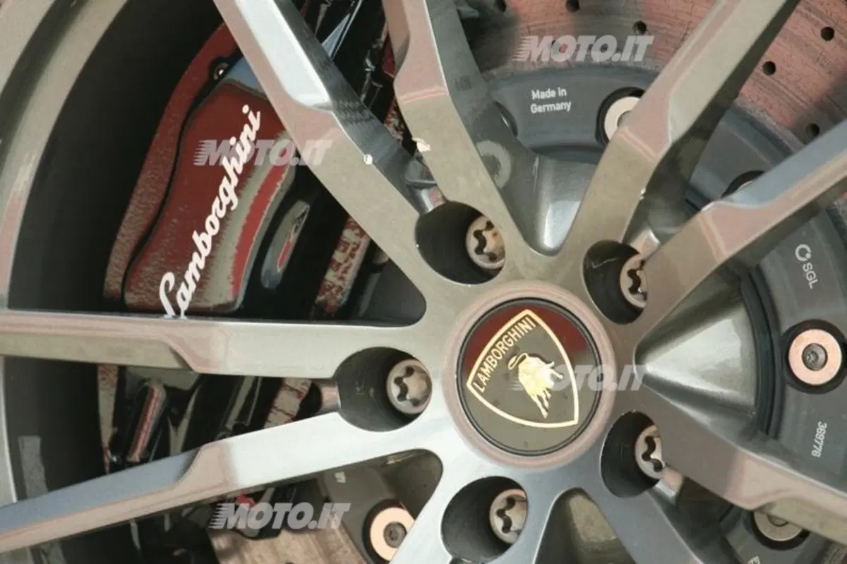 Lamborghini Gallardo LP 570-4 Superleggera (62)