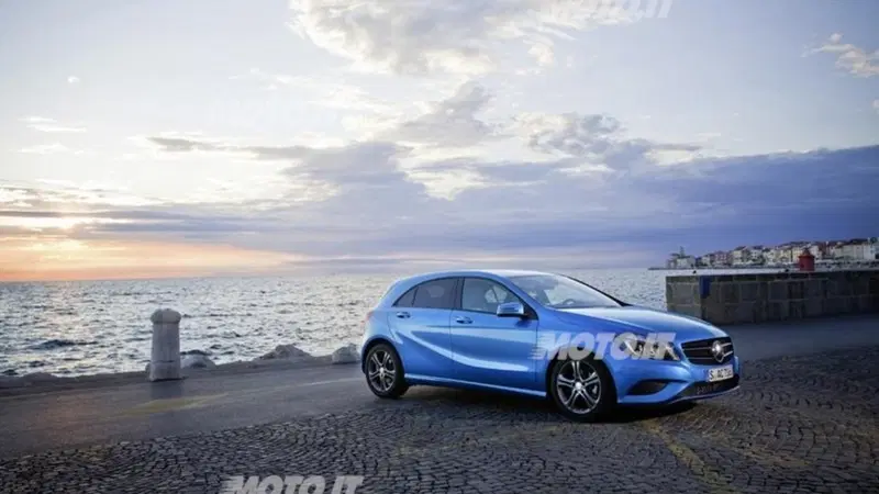 Il Mercedes-Benz A Tour porta a Riccione Giuliano Palma