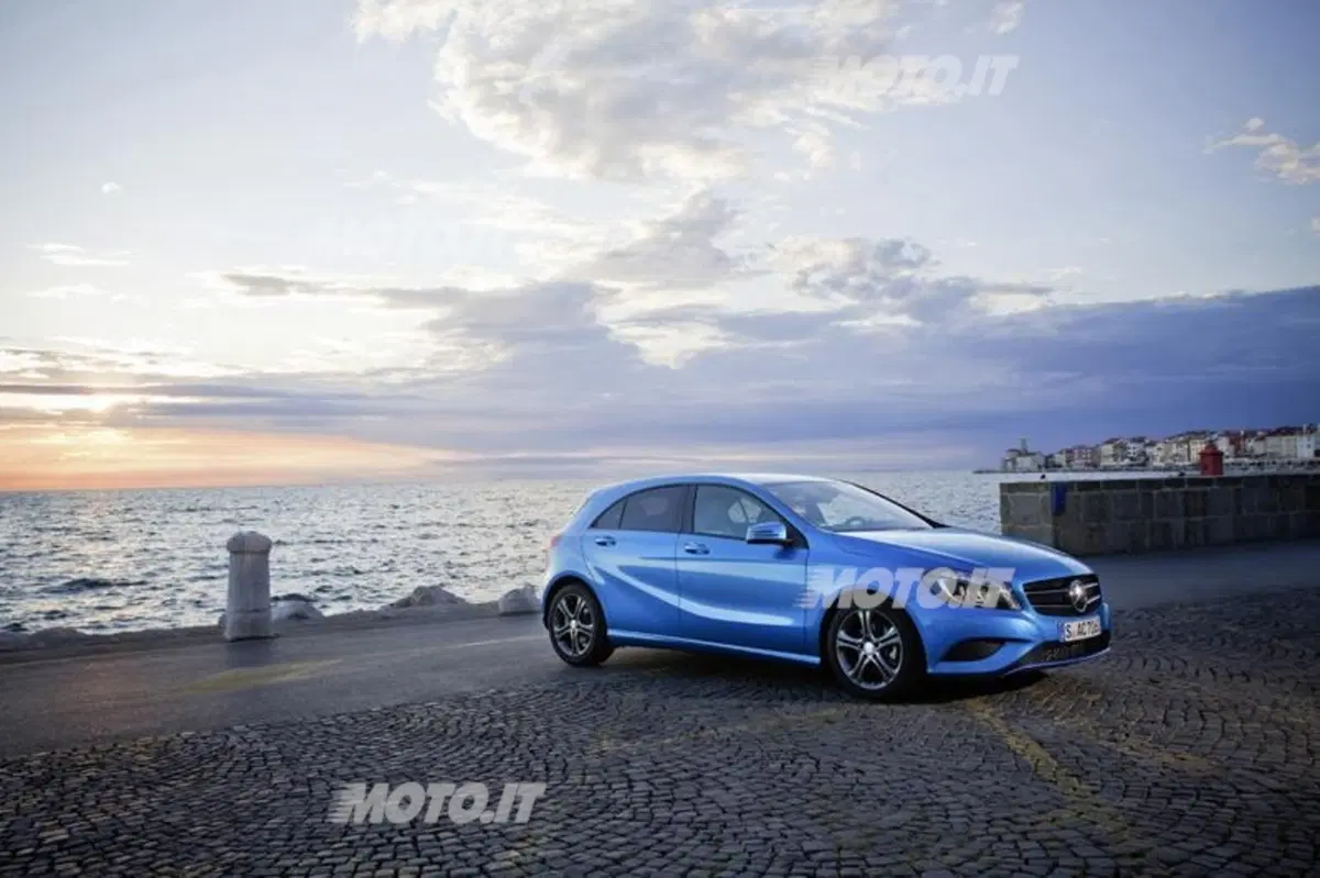 Il Mercedes-Benz A Tour porta a Riccione Giuliano Palma