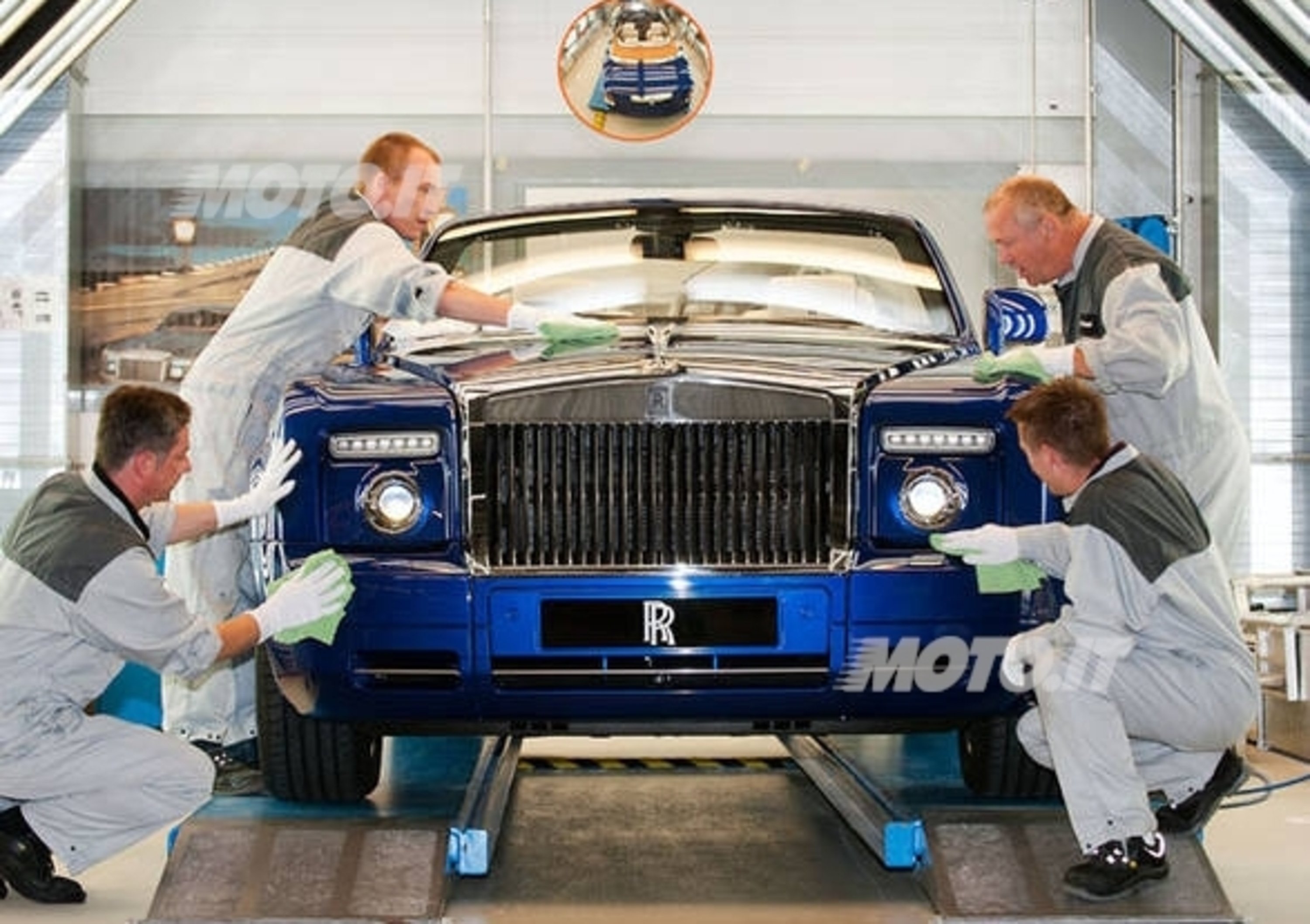 Rolls Royce: assunti 50 nuovi dipendenti per la personalizzazione