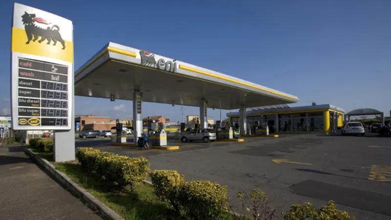 Benzina: gli sconti delle compagnie nel weekend