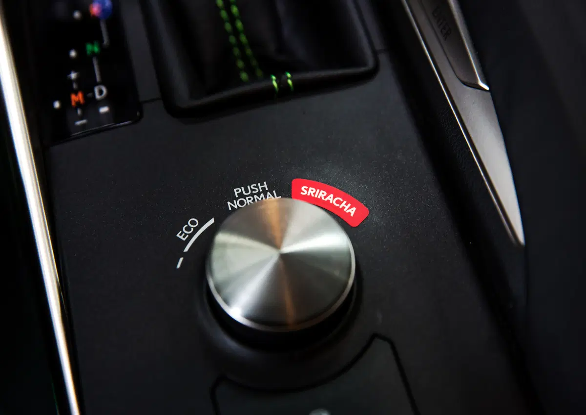 Lexus Sriracha IS: la IS più "pepata" (4)