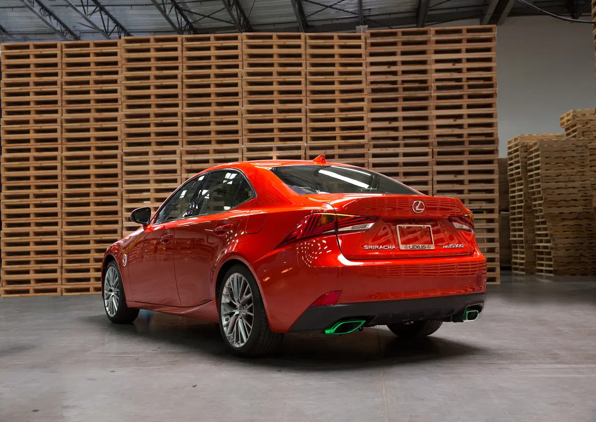 Lexus Sriracha IS: la IS più "pepata" (3)