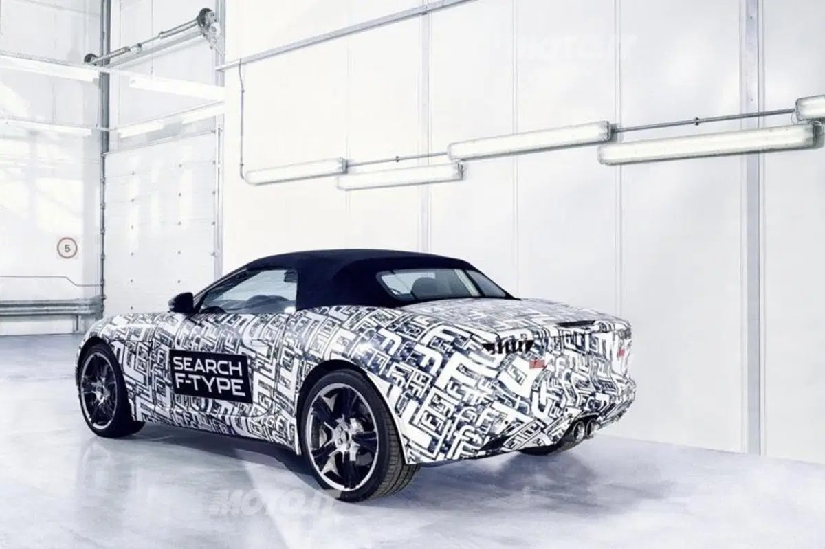 Jaguar F-Type: la vedremo a Parigi (7)