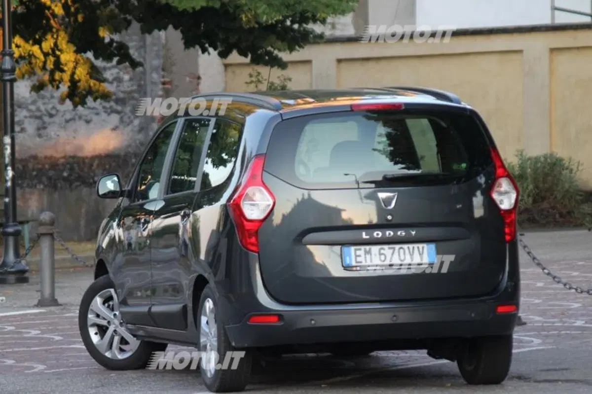 Dacia Lodgy (10)