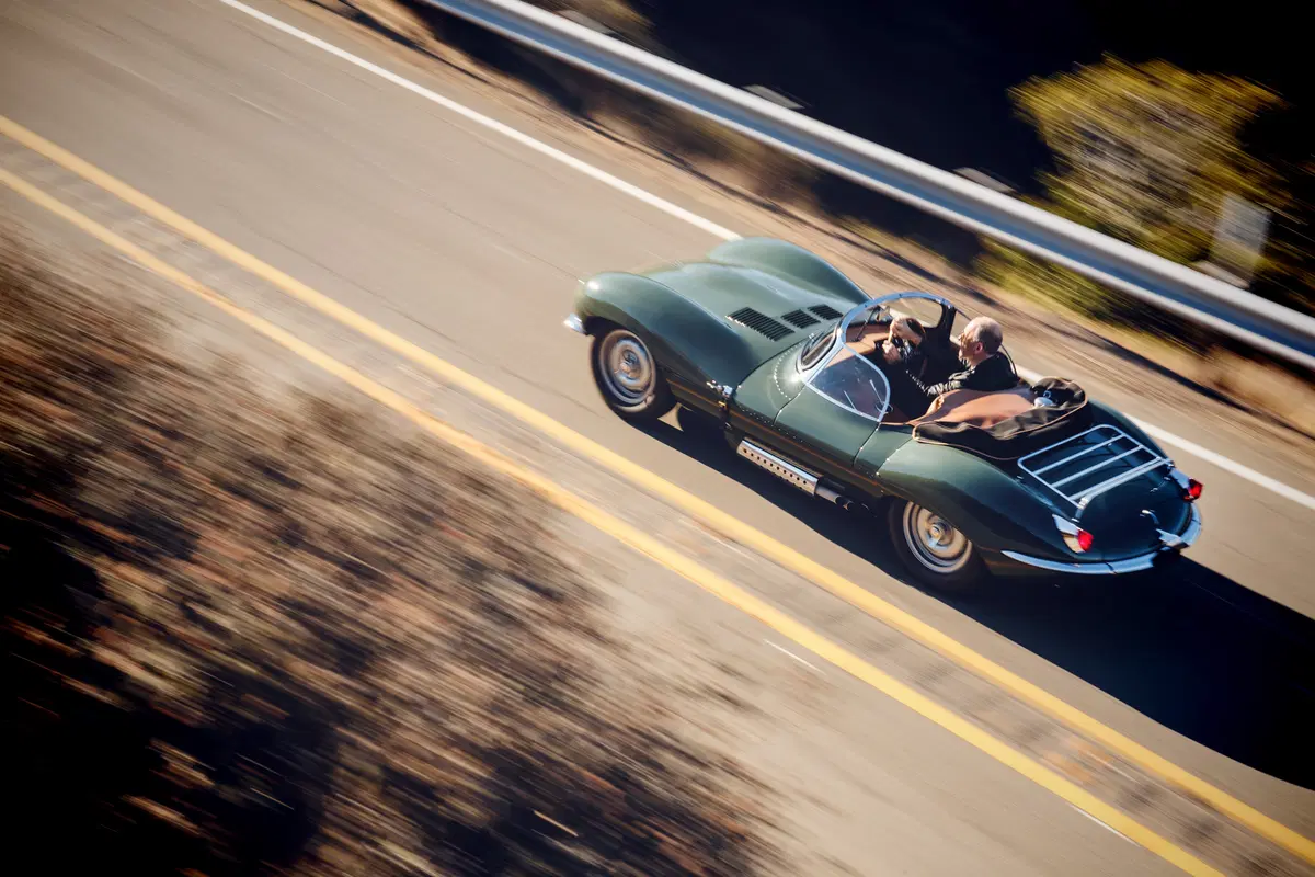 Jaguar XKSS, l'iconica auto del '57 rivive in nove nuovi esemplari (6)