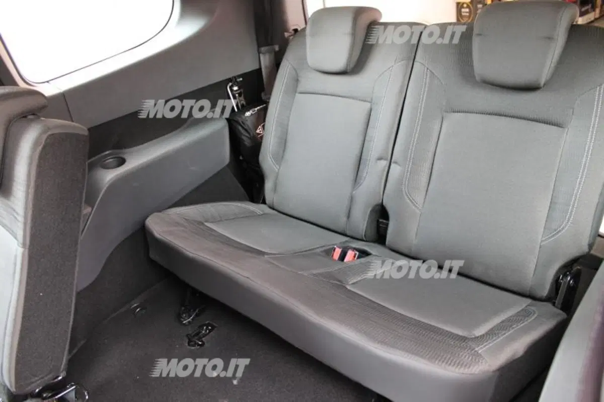 Dacia Lodgy (47)