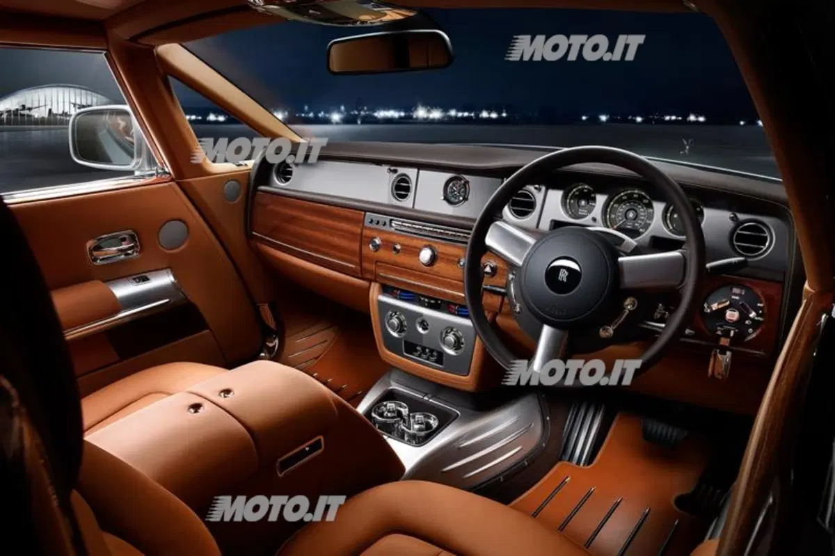 Rolls-Royce Phantom Coupé Aviator Collection (2)