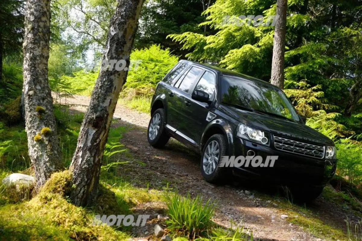 Land Rover Freelander 2 M.Y. 2013 (9)