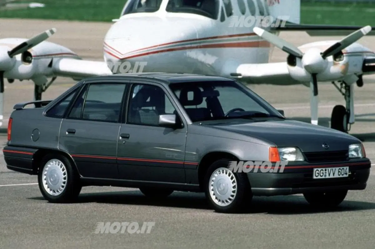 Opel: 50 anni di berline a tre volumi (10)