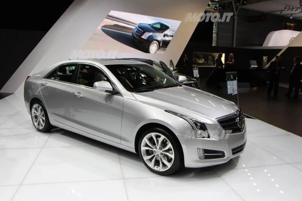 Cadillac al Salone di Parigi 2012 (7)