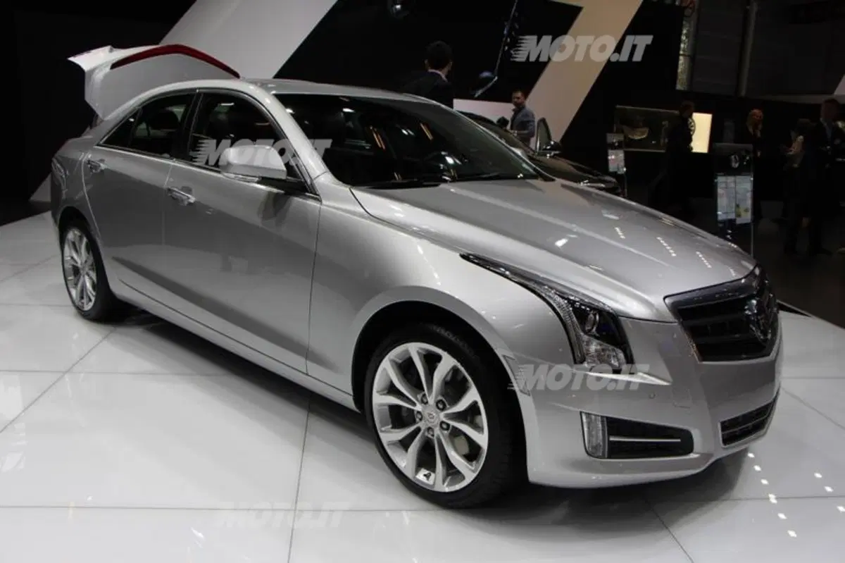 Cadillac al Salone di Parigi 2012 (9)