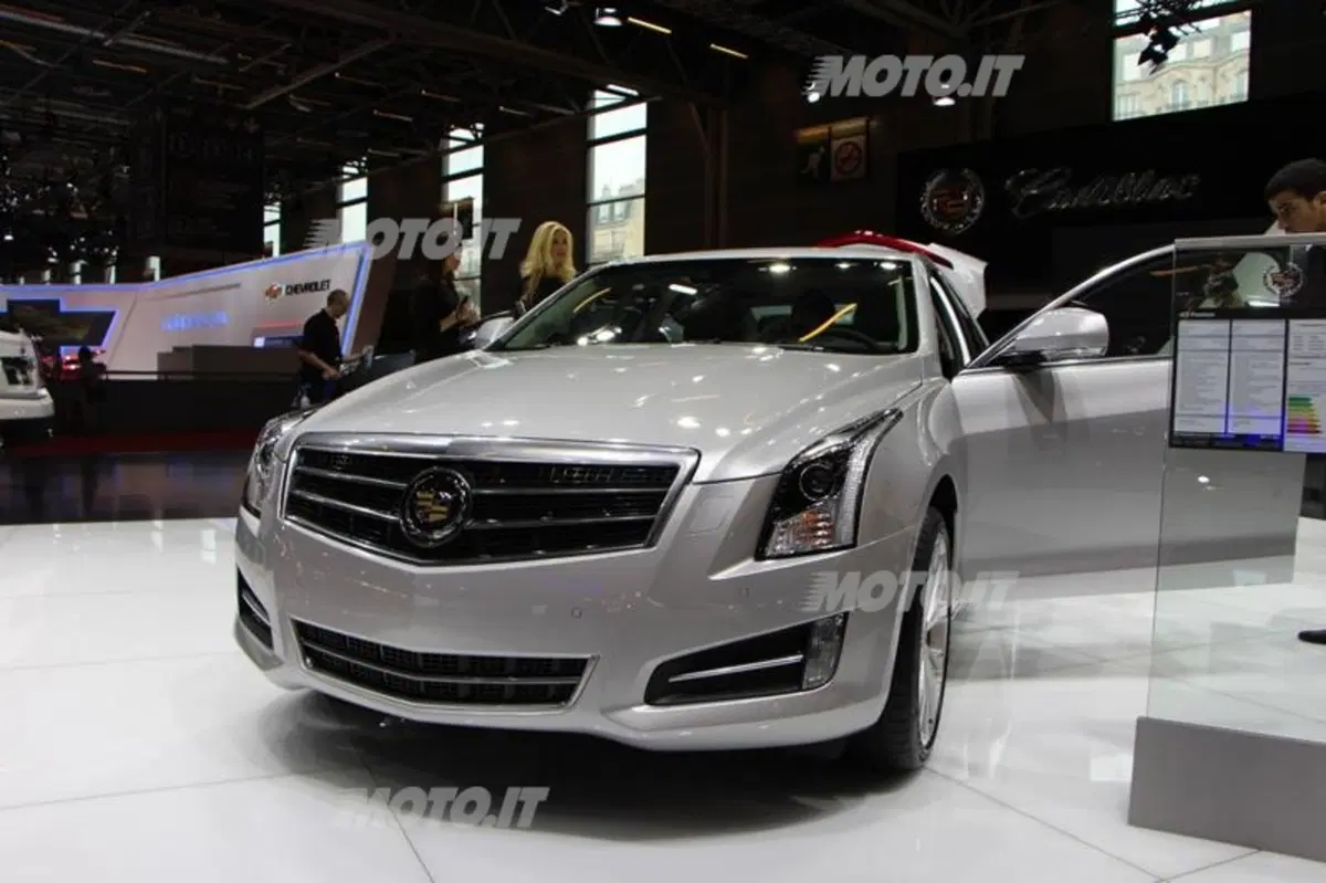 Cadillac al Salone di Parigi 2012 (11)