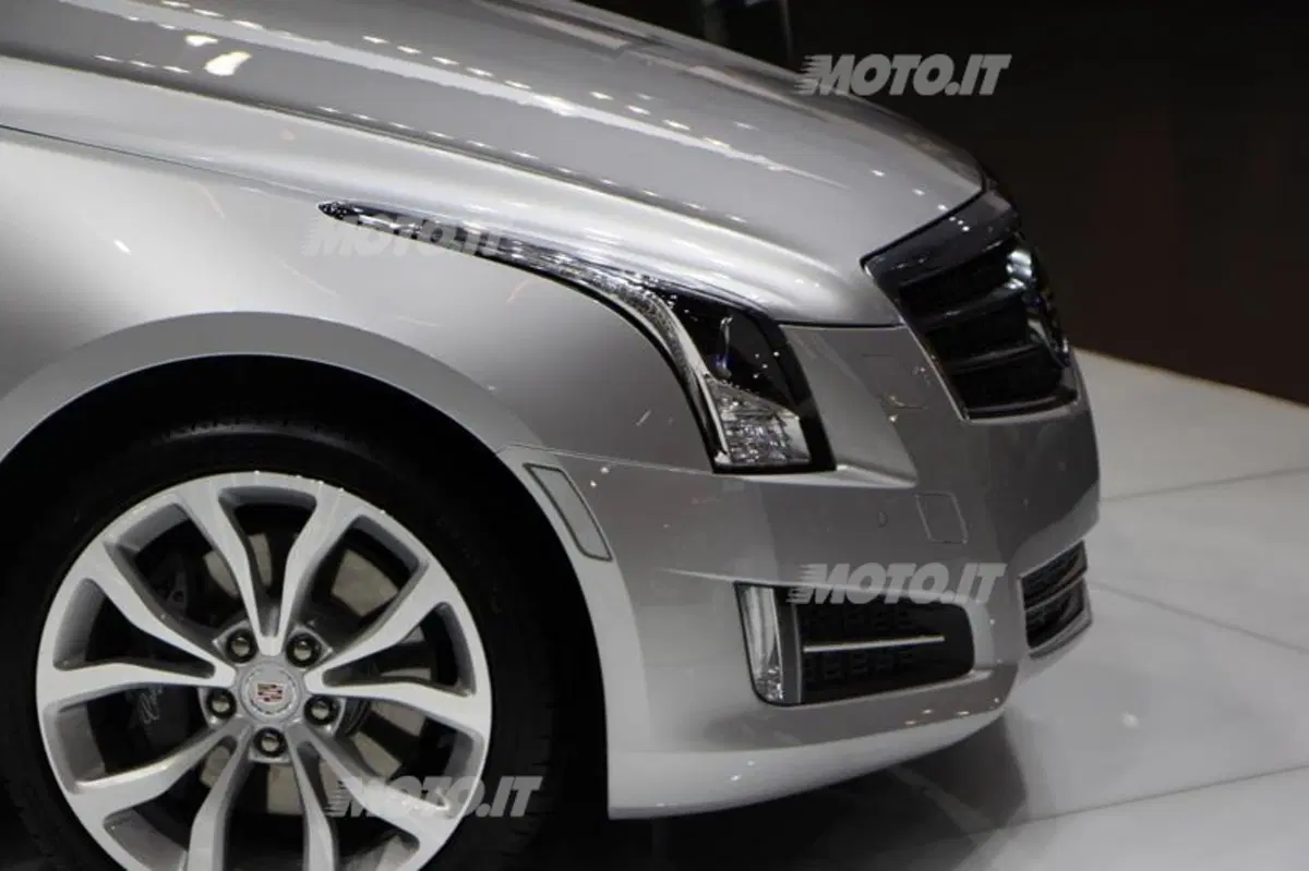 Cadillac al Salone di Parigi 2012 (12)