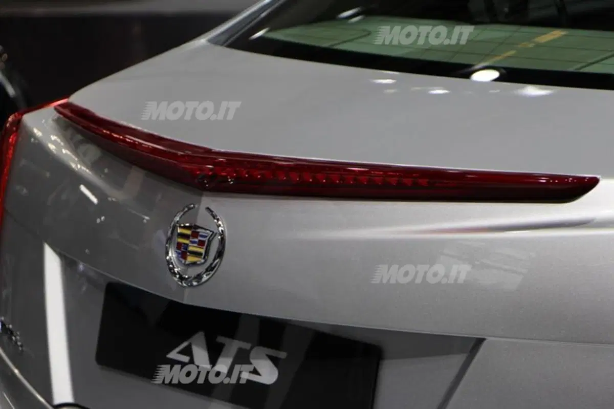 Cadillac al Salone di Parigi 2012 (20)