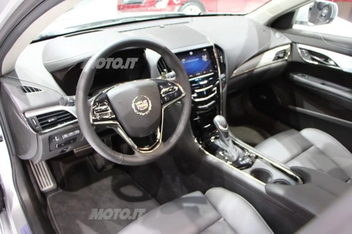 Cadillac al Salone di Parigi 2012 (26)