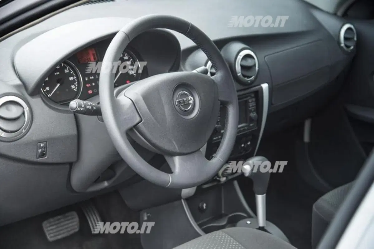 Nuova Nissan Almera: svelata a Mosca (19)
