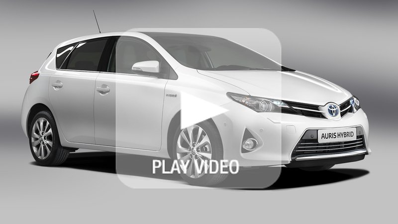 Toyota Auris Hybrid: si mostra in un video