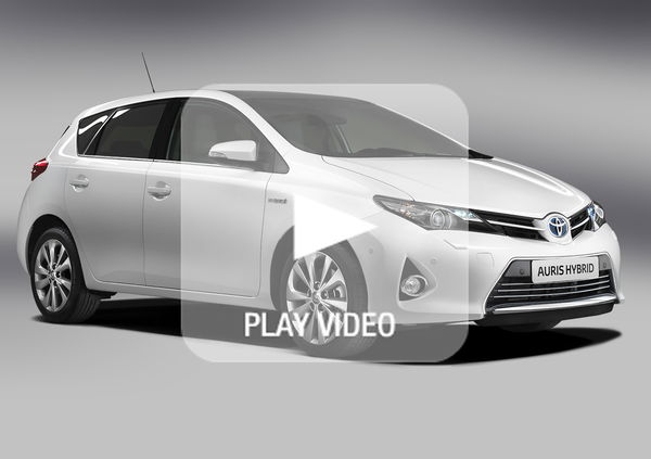 Toyota Auris Hybrid: si mostra in un video