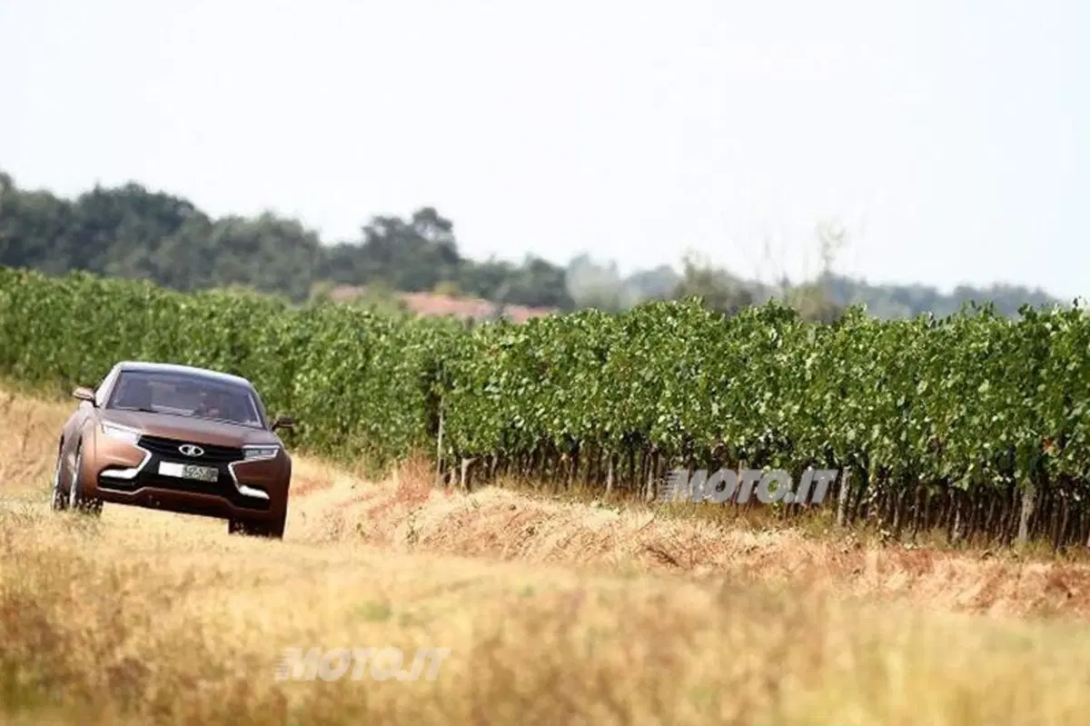 Lada Xray Concept (4)