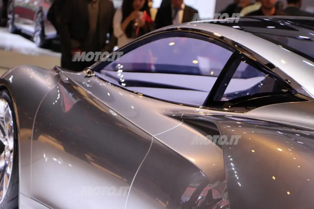 Infiniti al Salone di Parigi 2012 (15)